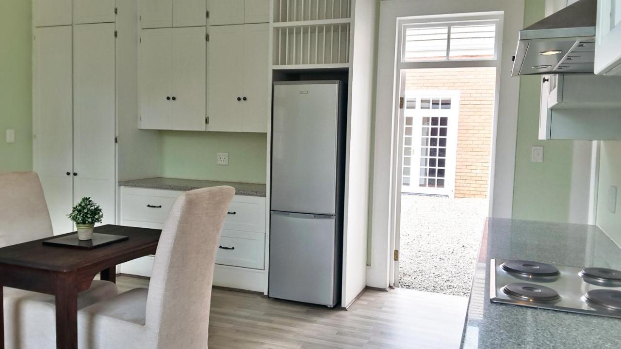 Versailles Pretoria-Noord Buitenkant foto